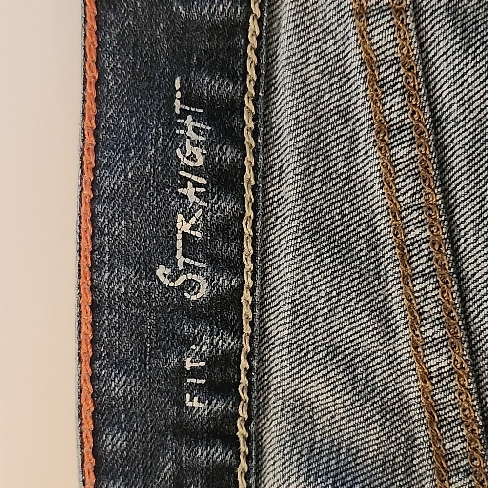 Eddie Bauer- Men's dark wash- straight leg- jeans 35/32 - Picture 7 of 10